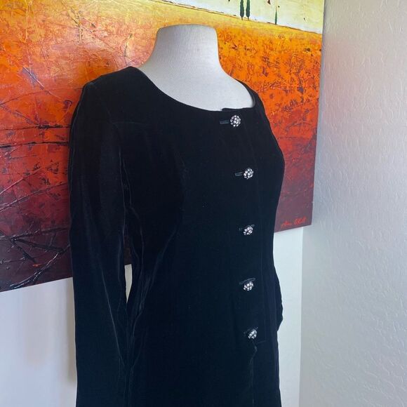 Black Velvet Vintage Dress 9 long sleeve above the knee w/rhinestones bu… - Picture 5 of 13